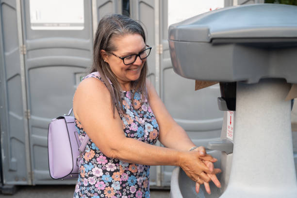 Best Portable bathroom rental  in Euless, TX